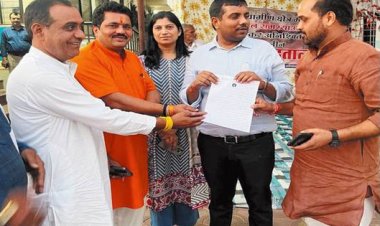 MP NEWS : कलेक्टर के आश्वासन के बाद माने जिला पंचायत जनप्रतिनिधि, भूख हड़ताल की खत्म
