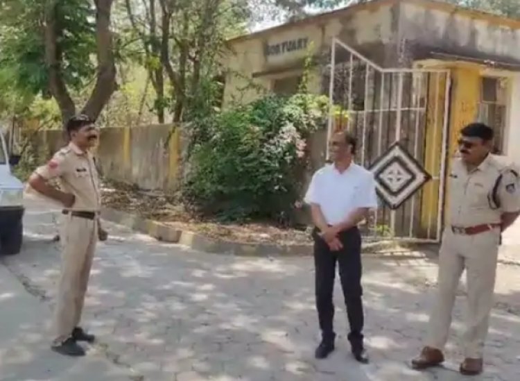 CRIME NEWS : कलयुगी बेटे ने की कुल्हाड़ी मारकर पिता की हत्या, आरोपी फरार
