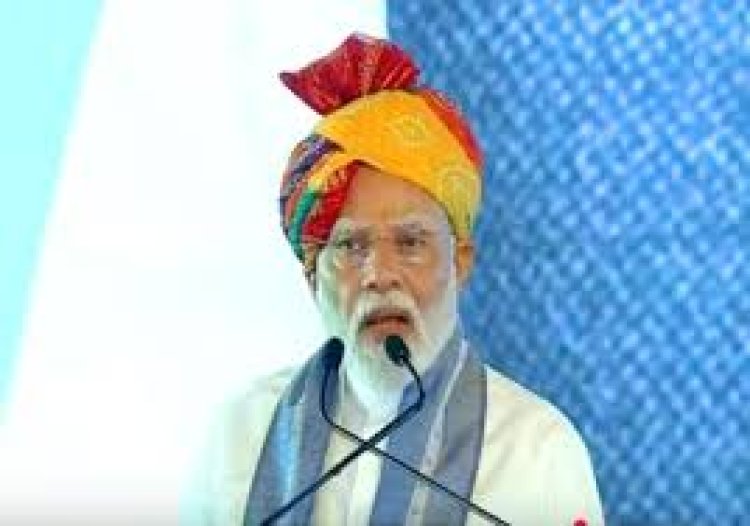 PM MODI : वक्फ कानून ठीक होता तो मुसलमान पंचर नहीं बनाते