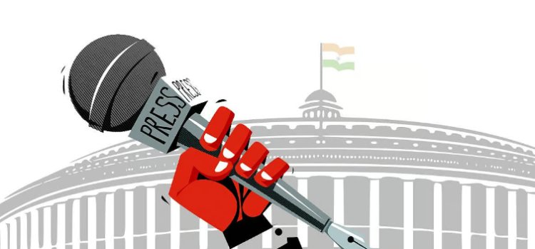 रक्षा अभियानों और सुरक्षा बलों का सीधा प्रसारण न करे मीडिया, मंत्रालय ने जारी किया आदेश