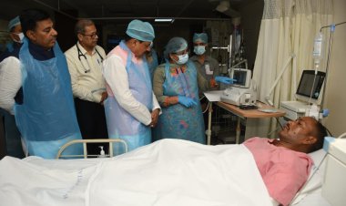 MP NEWS : घायल जवानों से मिलने पहुंचे CM डॉ.मोहन यादव, बेहतर इलाज के दिए निर्देश