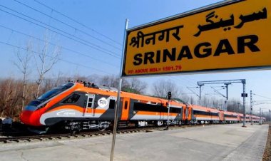 ट्रेन टू कश्मीर: 3 घंटे में पहली ट्रेन ने किया कटरा से कश्मीर का सफर