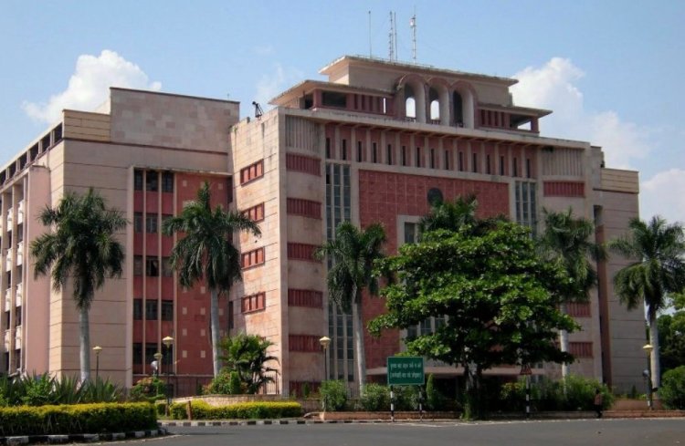 MP में 4 IAS के ट्रांसफर, संजीव झा मुख्य निर्वाचन पदाधिकारी बने