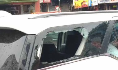 रतलाम में जीतू पटवारी पर हमला, कार का कांच टूटा