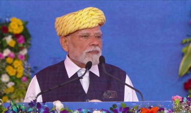 CHIP हो या SHIP हमें भारत में ही बनानी है: PM