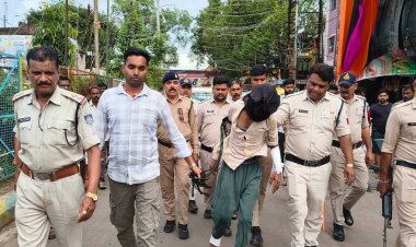 "अपराध करना पाप है पुलिस हमारी बाप" गंजबासौदा में आरोपी का जुलूस!