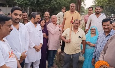 रीवा: वॉर्ड 44 चिरहुला कॉलोनी में करोड़ों की सड़क निर्माण योजना का शुभारंभ