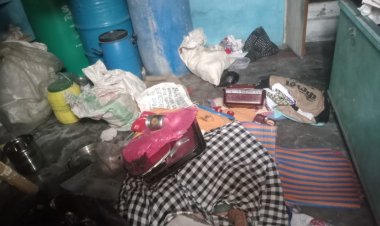 सूने घर का ताला तोड़ लाखों की चोरी, बेटी की शादी के लिए बनवाए थे गहने