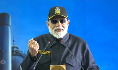 प्रधानमंत्री मोदी ने INS विक्रांत पर नौसैनिकों संग मनाई दिवाली, गोवा में कहा- ऑपरेशन सिंदूर ने पाकिस्तान को किया पस्त