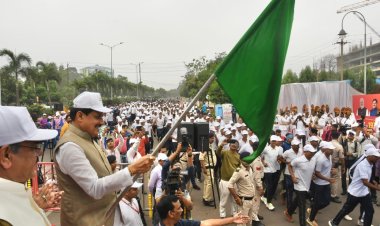 भोपाल में ‘रन फॉर साइबर अवेयरनेस’ कार्यक्रम, मुख्यमंत्री डॉ. मोहन यादव ने दिखाई हरि झंडी