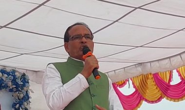 भैरूंदा में आदिवासी महापंचायत, शिवराज सिंह चौहान ने कहा हम सब उनके साथ हैं