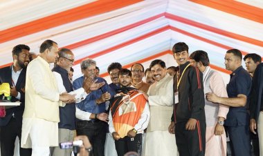 विदिशा में सांसद खेल महोत्सव का आगाज, सीएम मोहन यादव और कपिल देव ने किया शुभारंभ