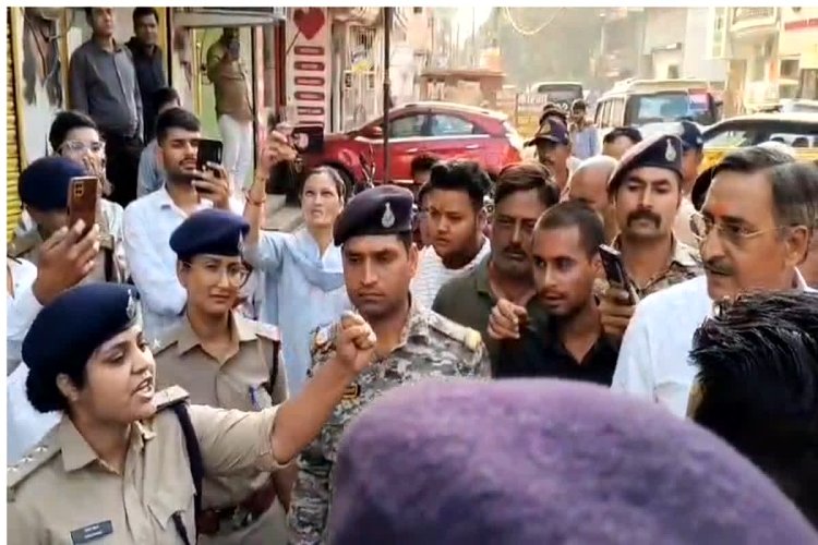 ग्वालियर में CSP हिना खान ने लगाया 'जय श्रीराम' का नारा