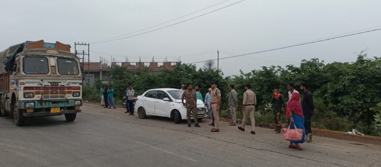 SP मैहर ने सड़क हादसे में में घायल लोगों को अपने वाहन से पहुंचाया अस्पताल