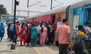 नए साल से पहले रेल यात्रियों को बड़ा झटका, महंगा होगा ट्रेन का सफर, नई दरें 26 दिसंबर से लागू