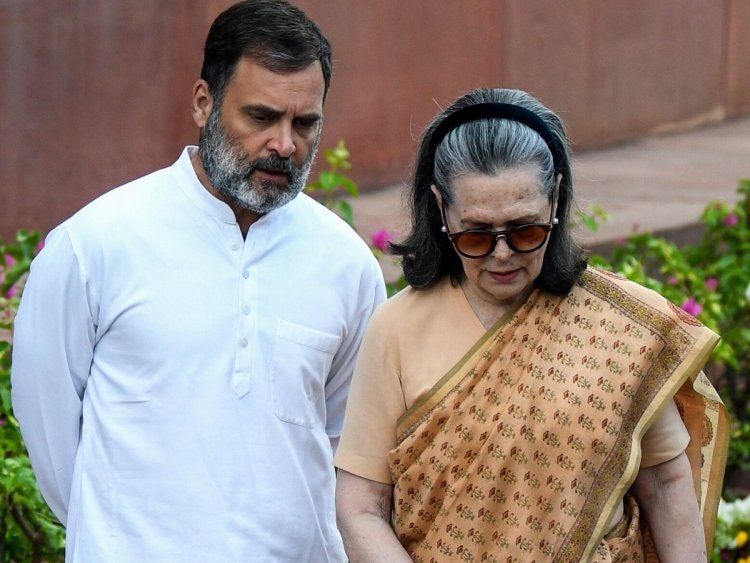 नेशनल हेराल्ड केस में सोनिया-राहुल को मिली राहत दिल्ली कोर्ट ने ED की शिकायत की खारिज