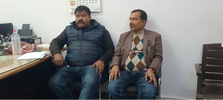 लोकायुक्त की बड़ी कार्रवाई, नायब तहसीलदार 10 हजार रुपये रिश्वत लेते ट्रैप