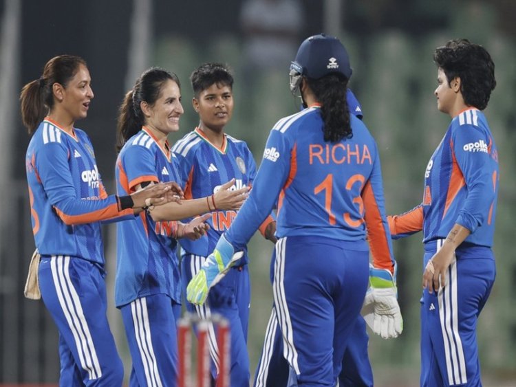 भारतीय महिला टीम का टी-20 में सबसे बड़ा स्कोर, श्रीलंका को 222 रन का लक्ष्य