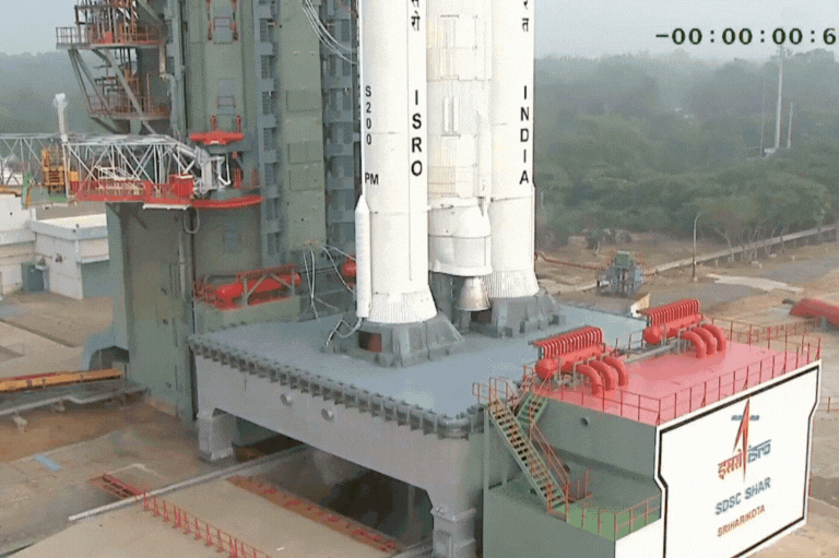 इसरो ने किया 6100kg का अमेरिकी सैटेलाइट लॉन्च भारत से भेजा गया सबसे भारी उपग्रह