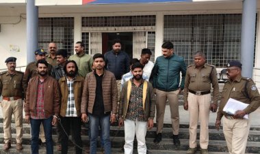 न्यायालय परिसर में अड़ीबाजी कर गुंडा टैक्स वसूलने वाले 7 आरोपी गिरफ्तार