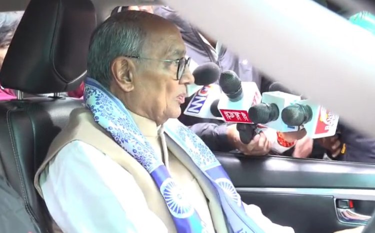 इंदौर दूषित जल कांड:दिग्विजय सिंह ने ठहराया मेयर- स्थानीय नेताओं को जिम्मेदार
