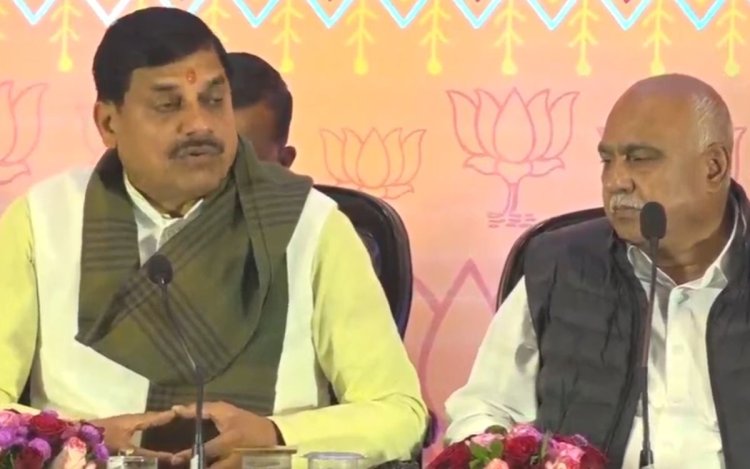 G-RAM-G को लेकर CM डॉ. मोहन यादव और प्रदेश अध्यक्ष हेमंत खंडेलवाल की जॉइंट प्रेस कॉन्फ्रेंस