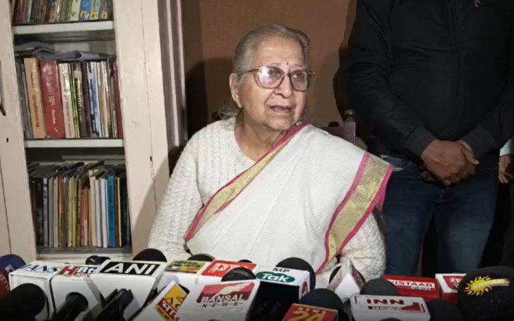 मणिकर्णिका घाट पर विकास कार्यों में हुई तोड़फोड़, सुमित्रा महाजन ने प्रशासन से मंगवाई विस्तृत रिपोर्ट