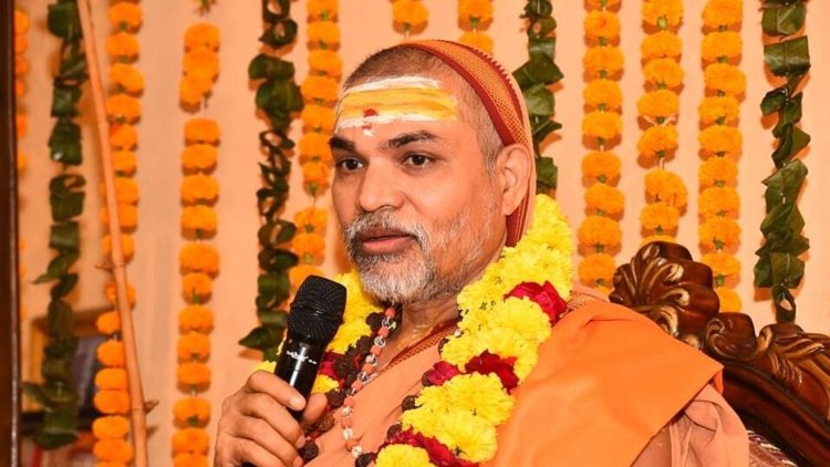 मौनी अमावस्या पर बवाल: शंकराचार्य अविमुक्तेश्वरानंद का स्नान से इनकार, शिष्यों से मारपीट का आरोप