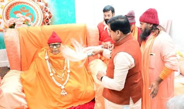 मुंबई से चित्रकूट लाया गया स्वामी सच्चिदानंद का पार्थिव शरीर, CM डॉ. मोहन यादव ने किए अंतिम दर्शन