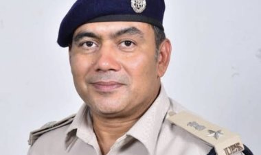 MP News: 2016 बैच के IPS पद्म विलोचन शुक्ला बने बड़वानी के नए पुलिस अधीक्षक