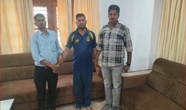 रीवा लोकायुक्त की बड़ी कार्रवाई, जमीन के काम के लिए रिश्वत लेते पटवारी गिरफ्तार