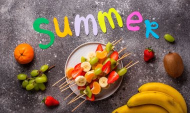 गर्मियों में शरीर को कैसे रखें हाइड्रेटेड: कौन से फल खाएं जो देंगे जबरदस्त बेनिफिट