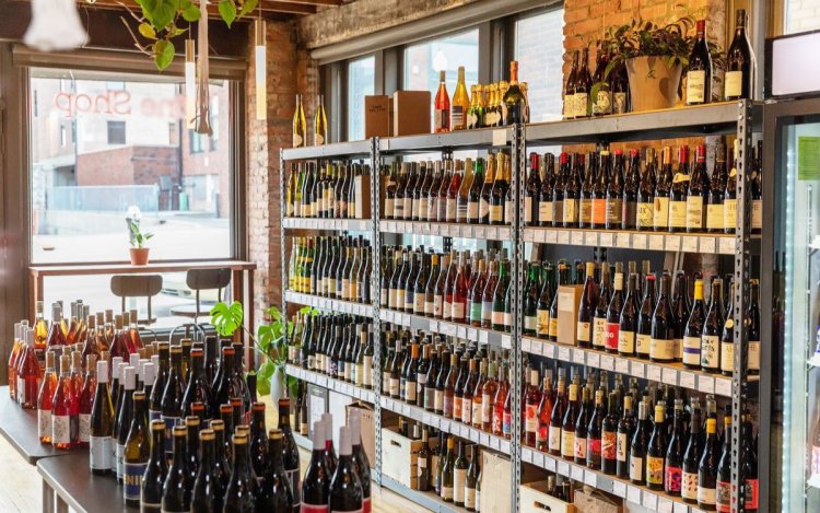 भोपाल में शराब टेंडर की नीलामी में एक भी बोली नहीं, ठेकेदार के इशारों पर आबकारी अधिकारी