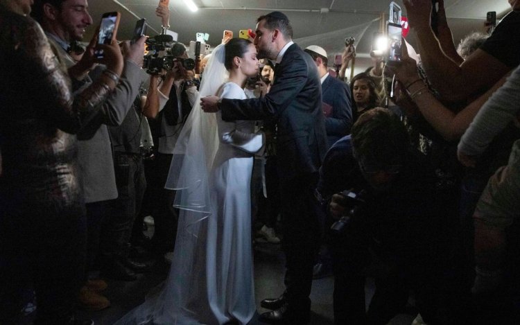 Iran-Israel war: युद्ध के बीच इजराइल में बंकर में शादी, पुरिम पर्व भी मनाया गया