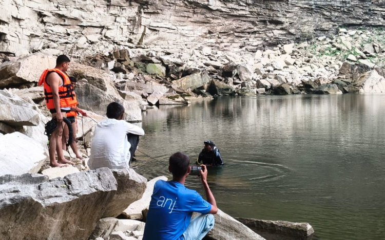 मऊगंज: देवलहा वॉटरफॉल में 16 वर्षीय किशोर के गायब होने पर एनडीआरएफ ने खोजबीन की, सफलता नहीं मिली