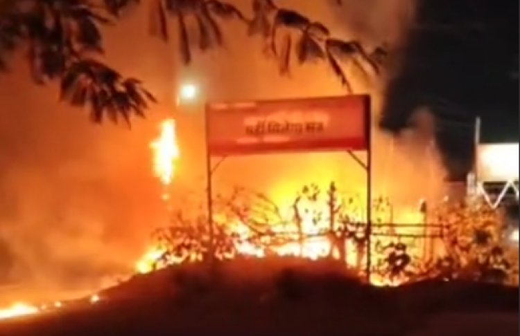 Bhopal:रजाई-गद्दे की दुकान में भीषण आग, 45 मिनट देरी से पहुंची दमकल