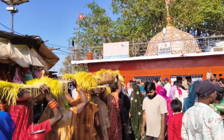 मऊगंज में ज्वाला रूप में प्रकट हुईं मां अष्टभुजा, जानें धाम का 500 साल पुराना रहस्यमयी इतिहास