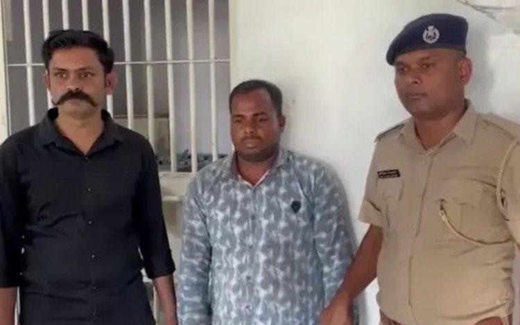 मां के लिव इन पार्टनर ने दिखायी दरिंदगी, नाबालिग बहनों को किया प्रेग्नेंट