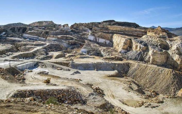 खनिज रॉयल्टी से मालामाल MP: 5 साल में दोगुना राजस्व, 11 हजार करोड़ के पार पहुंची कमाई