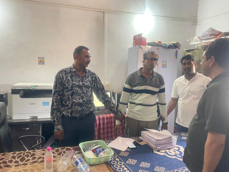 सतना में अकाउंटेंट रिश्वत लेते रंगे हाथ गिरफ्तार