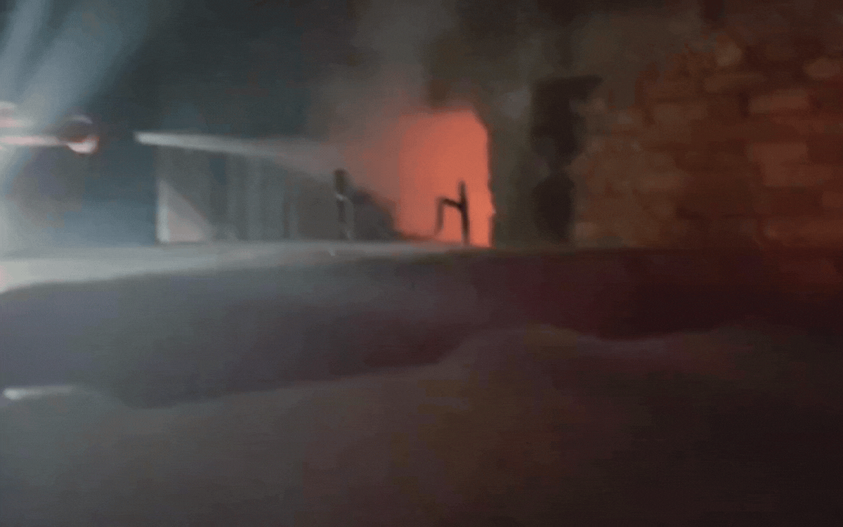 रीवा में लगी भीषण आग, किराना स्टोर पूरी तरह तबाह, फायर ब्रिगेड ने 4 घंटे में पाया काबू