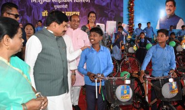 MP में स्कूल चलें हम अभियान, 4 लाख स्टूडेंट्स को मिलेंगी साइकिल
