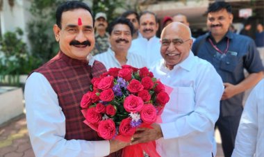 दतिया उपचुनाव को लेकर सियासी हलचल तेज, डॉ. नरोत्तम मिश्रा और हेमंत खंडेलवाल ने की बंद कमरे में चर्चा