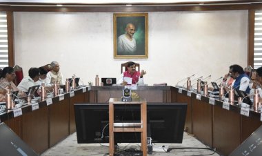 मोहन यादव कैबिनेट के बड़े फैसले: भोपाल में खुलेगा फाइनेंशियल ट्रेनिंग इंस्टीट्यूट, उज्जैन एयरपोर्ट को 590 करोड़ की मंजूरी