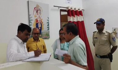 एक्शन मोड पर नवागत कलेक्टर, औचक निरीक्षण में गायब कर्मचारियों पर होगी कार्रवाई