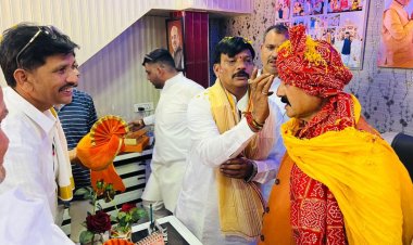 सिवनी में परशुराम जन्मोत्सव पर निकली भव्य शोभायात्रा, डॉ. नरोत्तम मिश्रा हुए शामिल