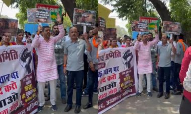 भोपाल में शराब दुकान के खिलाफ प्रदर्शन: मंदिर के पास दुकान हटाने की मांग, महिलाओं ने दी ताला बंदी की चेतावनी