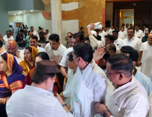 मध्य प्रदेश विधानसभा का विशेष सत्र, 'CM डॉ. मोहन यादव ने सदन में पेश किया ‘नारी शक्ति वंदन संकल्प’, चर्चा के बीच विपक्ष का वॉकआउट