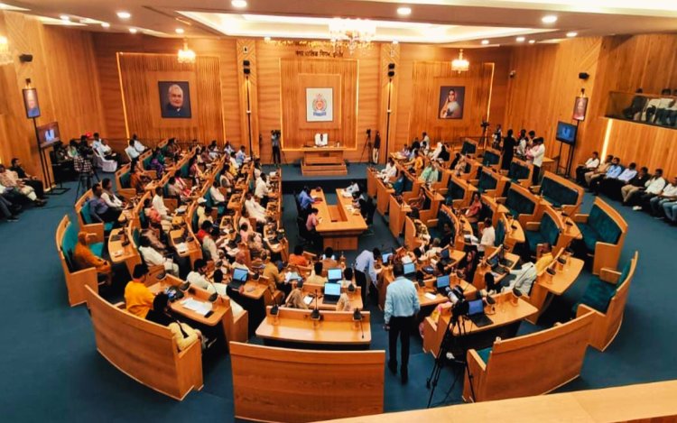 इंदौर नगर नगम का 8453 करोड़ रुपए का ई-बजट पेश: कोई नया टैक्स नहीं, कोई कर वृद्धि भी नहीं