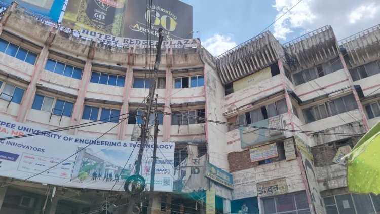 Exclusive:भोपाल मेट्रो की अंडरग्राउंड खुदाई से खतरे में इमारतें,जर्जर होटलें ढहने का खतरा